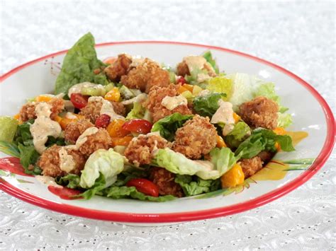 How many carbs are in popcorn chicken salad - calories, carbs, nutrition
