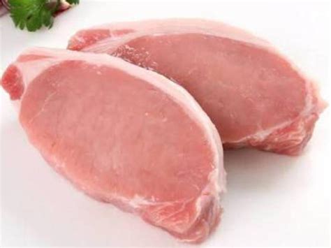 How many carbs are in pork - fresh, loin, sirloin (chops), boneless, cooked, broiled - calories, carbs, nutrition