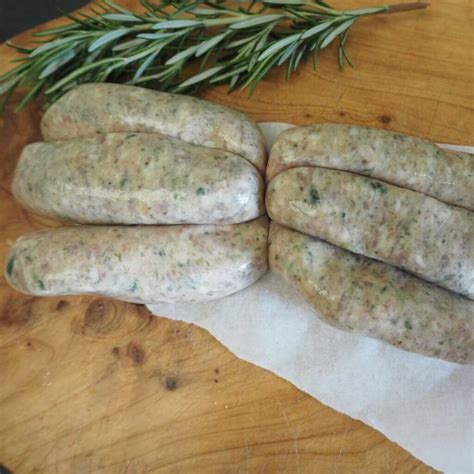 How many carbs are in pork and leek sausage - calories, carbs, nutrition