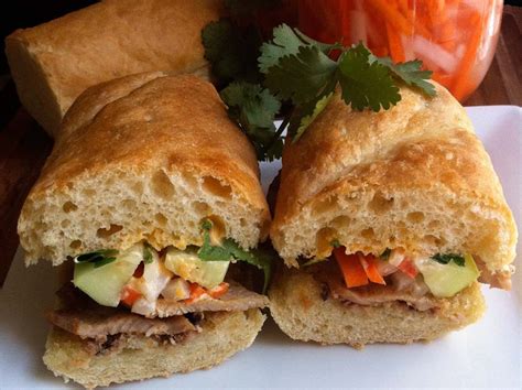 How many carbs are in pork bahn mi (89535.0) - calories, carbs, nutrition