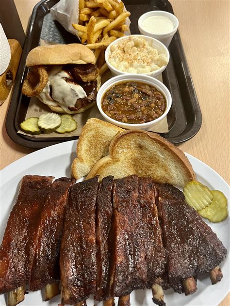 How many carbs are in pork butt kansas city bbq shredded 3 oz - calories, carbs, nutrition