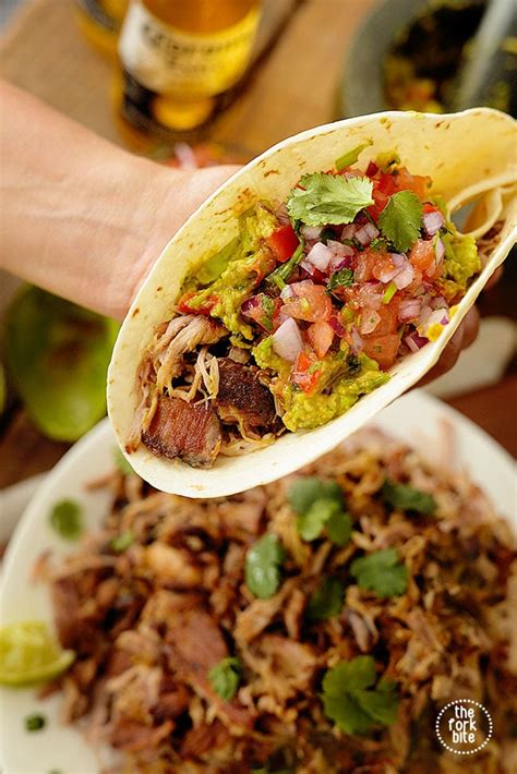 How many carbs are in pork carnitas 1/4 cup - calories, carbs, nutrition