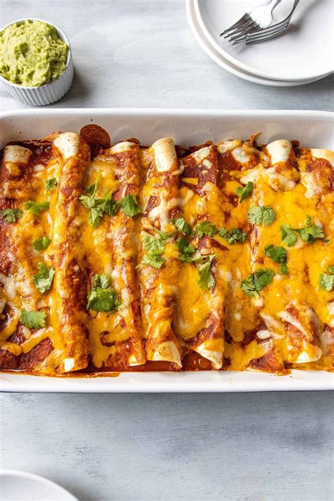 How many carbs are in pork carnitas enchiladas - calories, carbs, nutrition