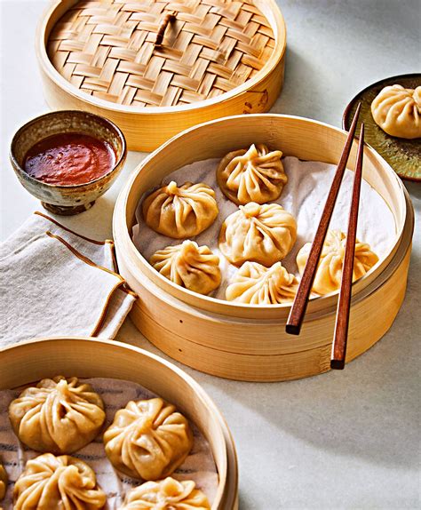 How many carbs are in pork dumplings - steamed - calories, carbs, nutrition