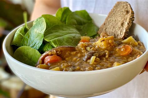 How many carbs are in portobello stew with noodles - calories, carbs, nutrition