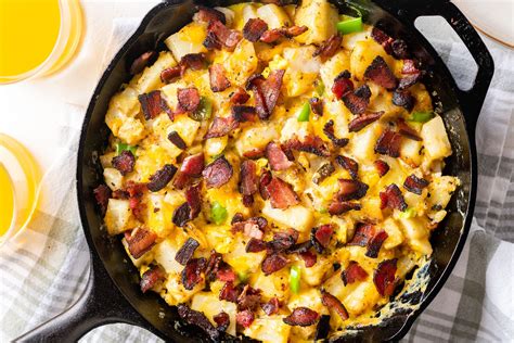 How many carbs are in potato, bacon, pepper, egg skillet - calories, carbs, nutrition