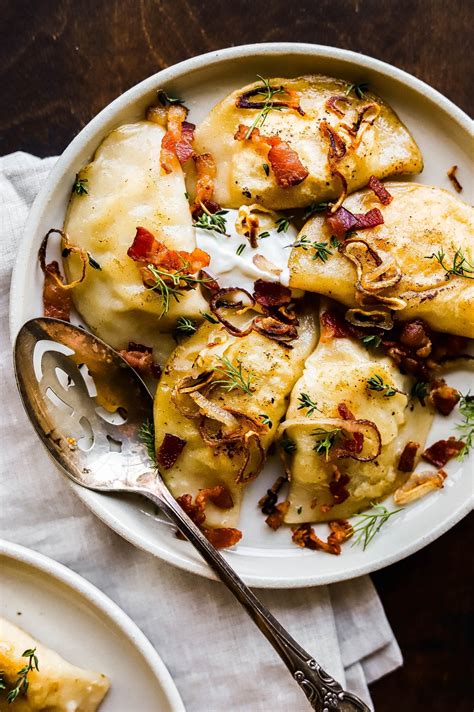 How many carbs are in potato cheese pierogies with sauteed onions - calories, carbs, nutrition