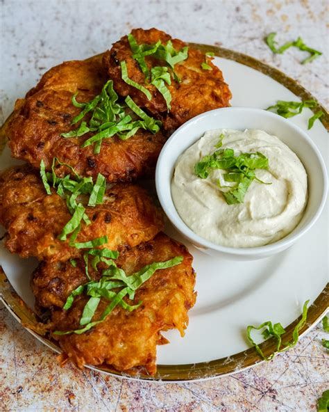 How many carbs are in potato pancakes (latkes) - calories, carbs, nutrition
