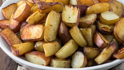 How many carbs are in potatoes red b oven roasted home fries 6 oz - calories, carbs, nutrition