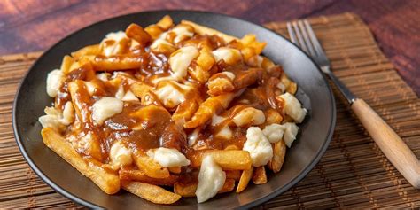 How many carbs are in poutine - calories, carbs, nutrition