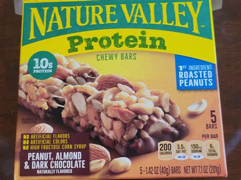 How many carbs are in protein chewy bars- peanut, almond and dark chocolate - calories, carbs, nutrition
