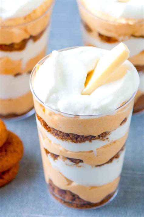 How many carbs are in pumpkin mousse with ginger cookie - calories, carbs, nutrition