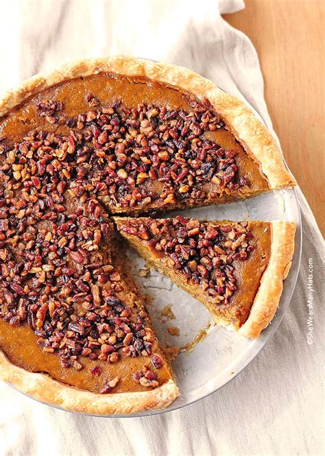 How many carbs are in pumpkin pie with toasted pecans - calories, carbs, nutrition