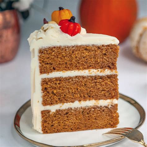 How many carbs are in pumpkin spice cake - calories, carbs, nutrition