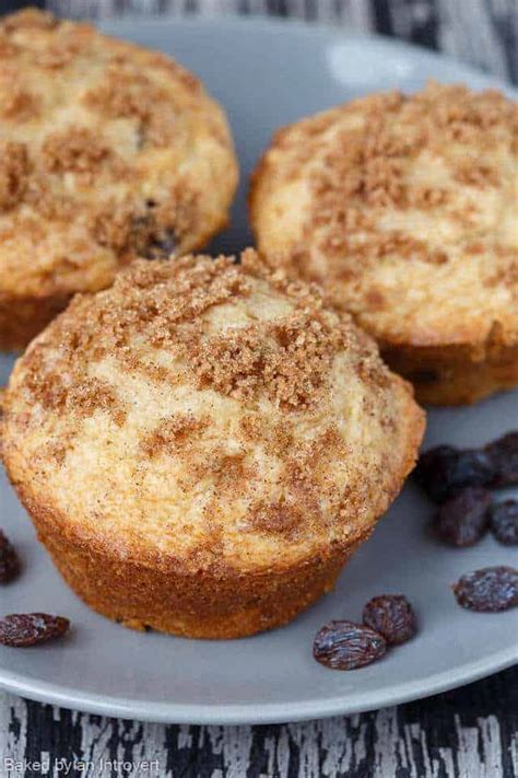 How many carbs are in raisin muffins, 1.5 oz. - calories, carbs, nutrition