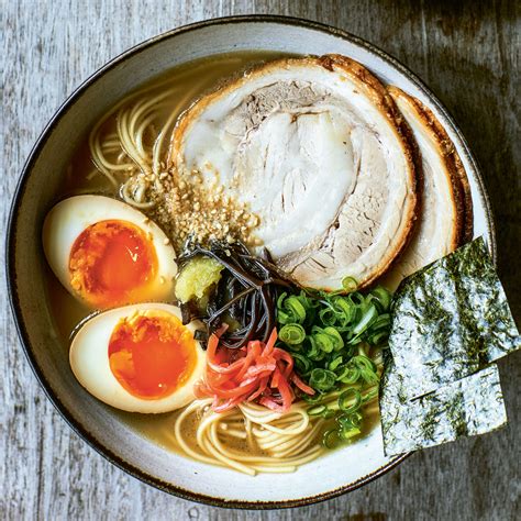 How many carbs are in ramen bowl chicken miso tonkotsu - calories, carbs, nutrition