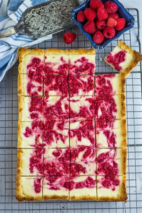 How many carbs are in rasberry cheesecake bar - calories, carbs, nutrition