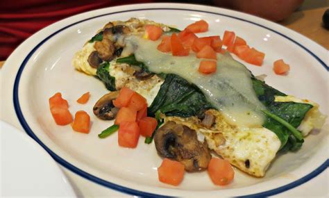 How many carbs are in real veggie lite omelet deal - calories, carbs, nutrition