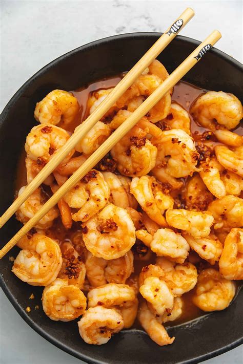 How many carbs are in red curry salad with firecracker shrimp - calories, carbs, nutrition