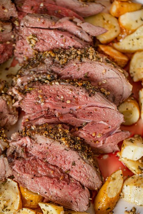 How many carbs are in roast leg of lamb - calories, carbs, nutrition