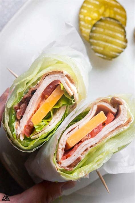 How many carbs are in roast turkey club wrap - calories, carbs, nutrition