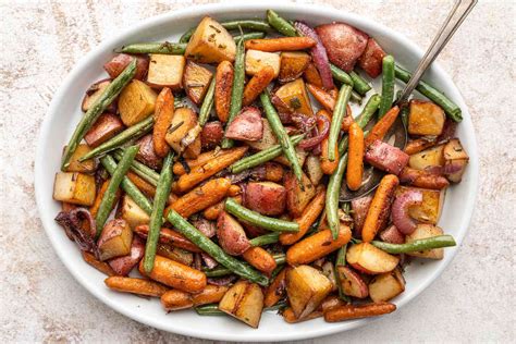 How many carbs are in roasted balsamic vegetables - calories, carbs, nutrition