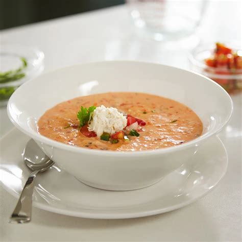 How many carbs are in roasted red pepper and crab bisque - calories, carbs, nutrition