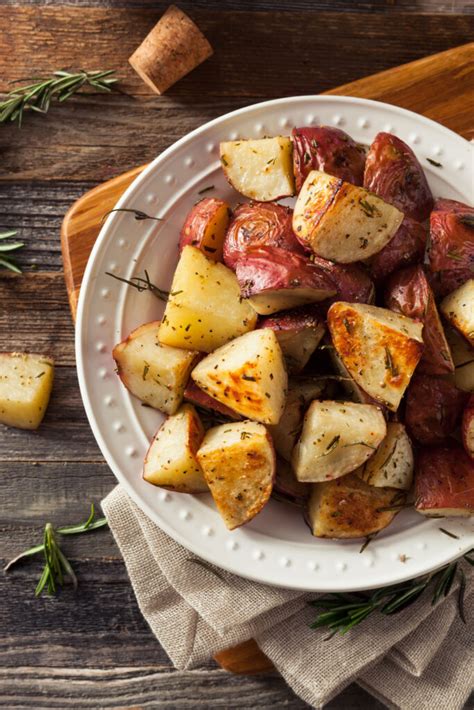 How many carbs are in roasted red potatoes with rosemary - calories, carbs, nutrition