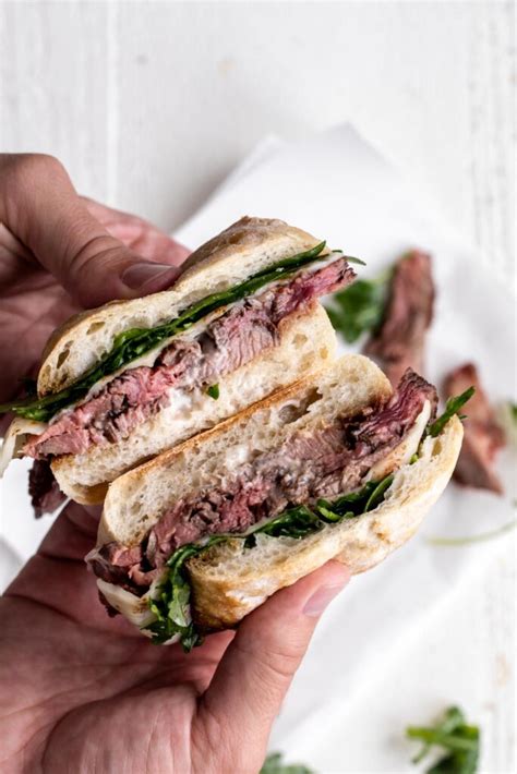 How many carbs are in roasted ribeye sandwich with portobello - calories, carbs, nutrition