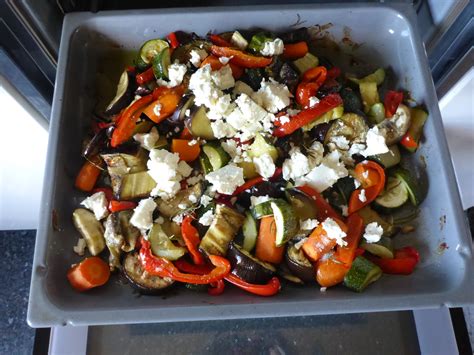 How many carbs are in roasted vegetable, feta pita - calories, carbs, nutrition