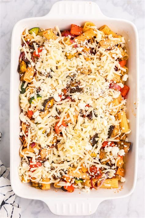 How many carbs are in roasted vegetable penne bake - calories, carbs, nutrition
