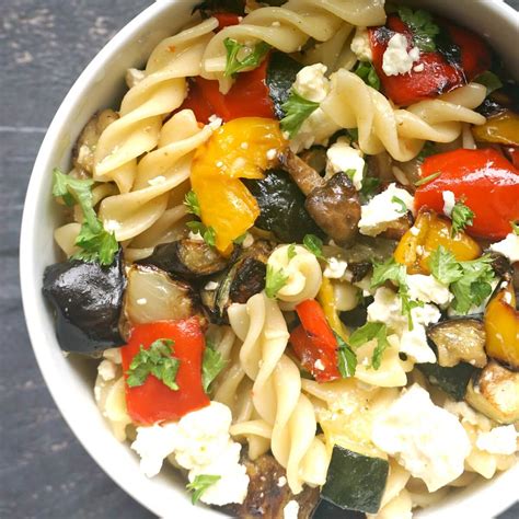 How many carbs are in roasted vegetable penne salad with bleu chee - calories, carbs, nutrition