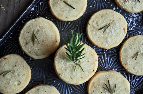 How many carbs are in rosemary cookie - calories, carbs, nutrition