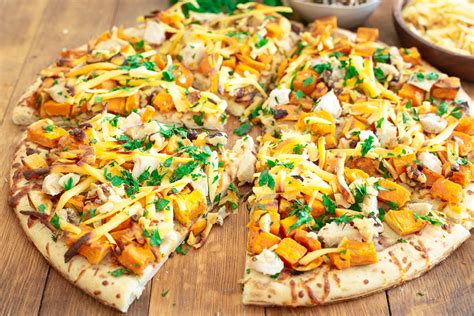 How many carbs are in rustic fall harvest pizza - calories, carbs, nutrition