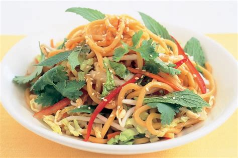 How many carbs are in salad bar - sweet chilli noodles - calories, carbs, nutrition