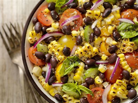 How many carbs are in salad black bean corn & cilantro 3 oz - calories, carbs, nutrition