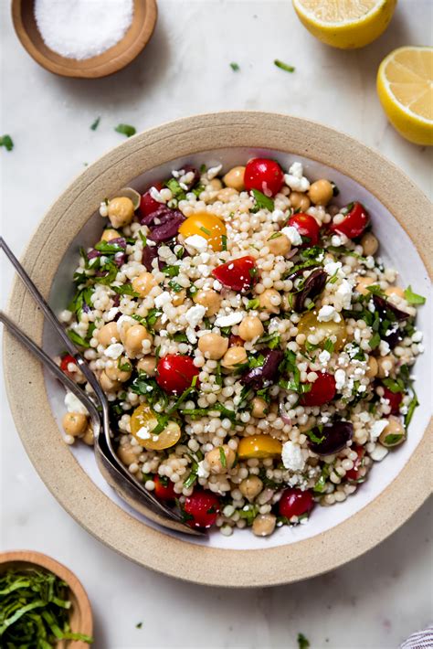 How many carbs are in salad couscous garbanzo & mint 1 oz - calories, carbs, nutrition