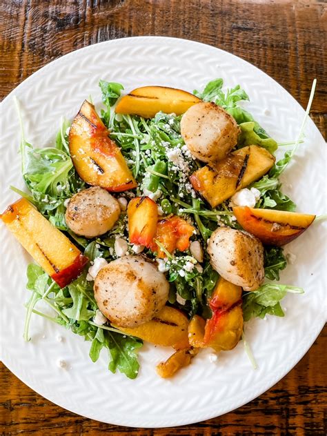 How many carbs are in salad scallop cajun (bostwick) - calories, carbs, nutrition