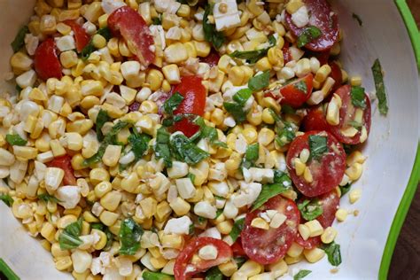 How many carbs are in salad summer corn tomato & edamame 2 oz - calories, carbs, nutrition