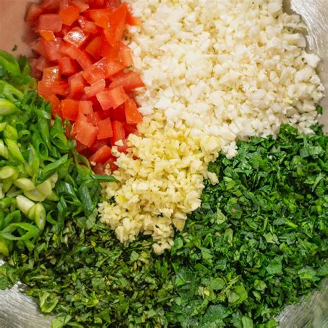 How many carbs are in salad tabbouleh - calories, carbs, nutrition