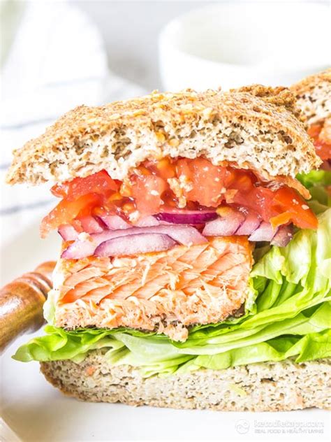 How many carbs are in salmon blt - calories, carbs, nutrition