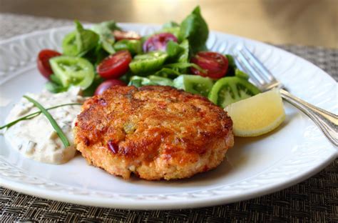 How many carbs are in salmon cakes - calories, carbs, nutrition