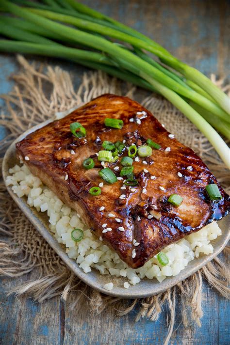 How many carbs are in salmon teriyaki - calories, carbs, nutrition