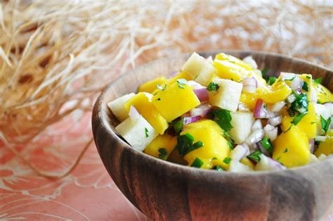 How many carbs are in salsa mango jicama 2 tbsp - calories, carbs, nutrition