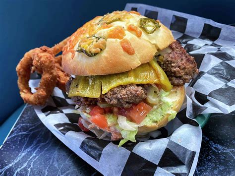 How many carbs are in san antonio burger and roasted potatoes - calories, carbs, nutrition