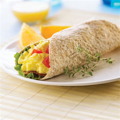 How many carbs are in sand brkf wrap sausage scrambled egg & cheese 10