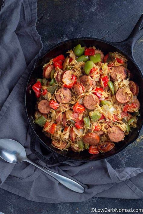 How many carbs are in sand kielbasa sauerkraut - calories, carbs, nutrition