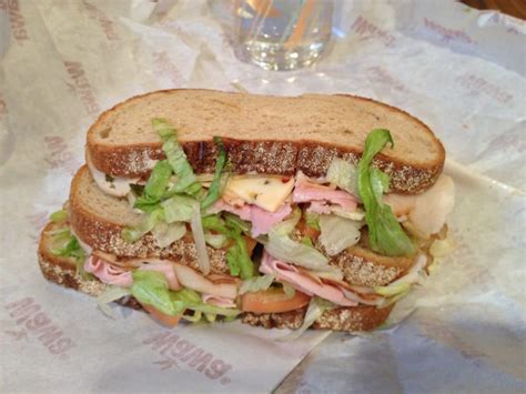 How many carbs are in sand reuben turkey - calories, carbs, nutrition