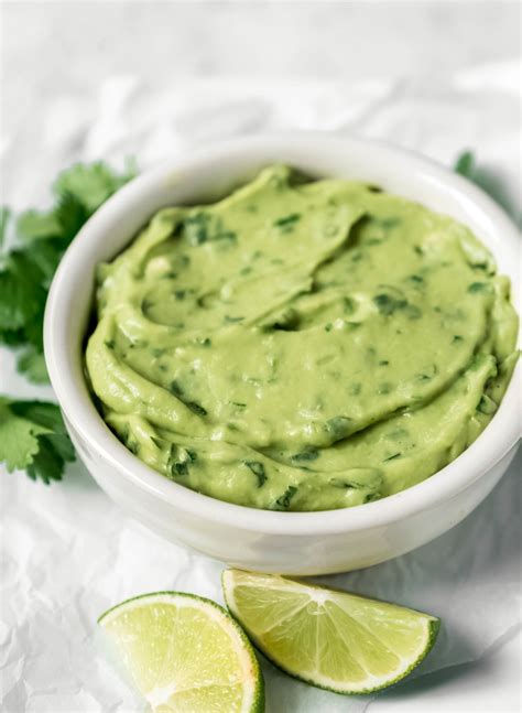 How many carbs are in sauce avocado crema 1 tbsp - calories, carbs, nutrition