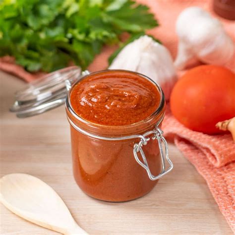 How many carbs are in sauce enchilada 2 oz ladle - calories, carbs, nutrition
